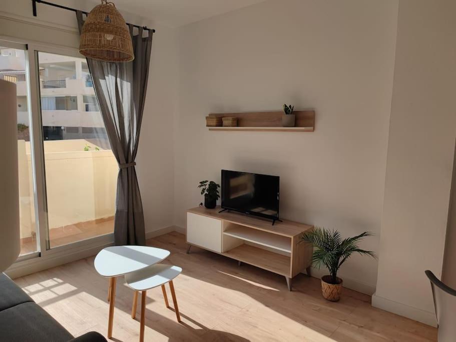 Apartamento Torrequebrada เบนัลมาเดนา ภายนอก รูปภาพ