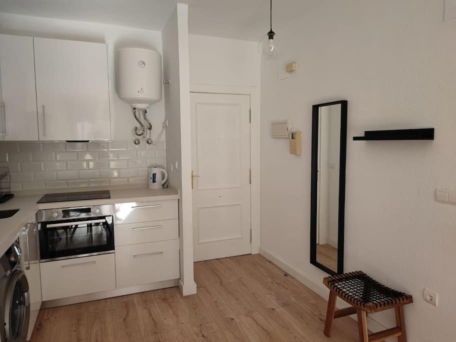 Apartamento Torrequebrada เบนัลมาเดนา ภายนอก รูปภาพ